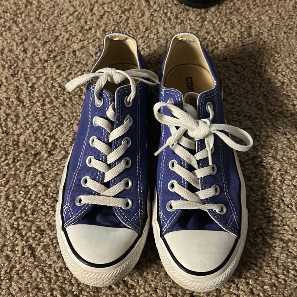 Women’s converse
